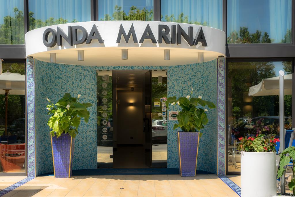 Hotel Onda Marina Misano Adriatico Bagian luar foto